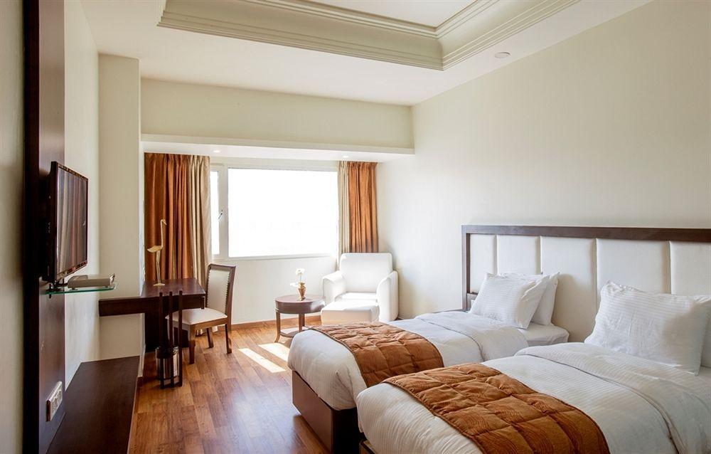 Vilasa Lall Ji Resort Dalhousie Zewnętrze zdjęcie