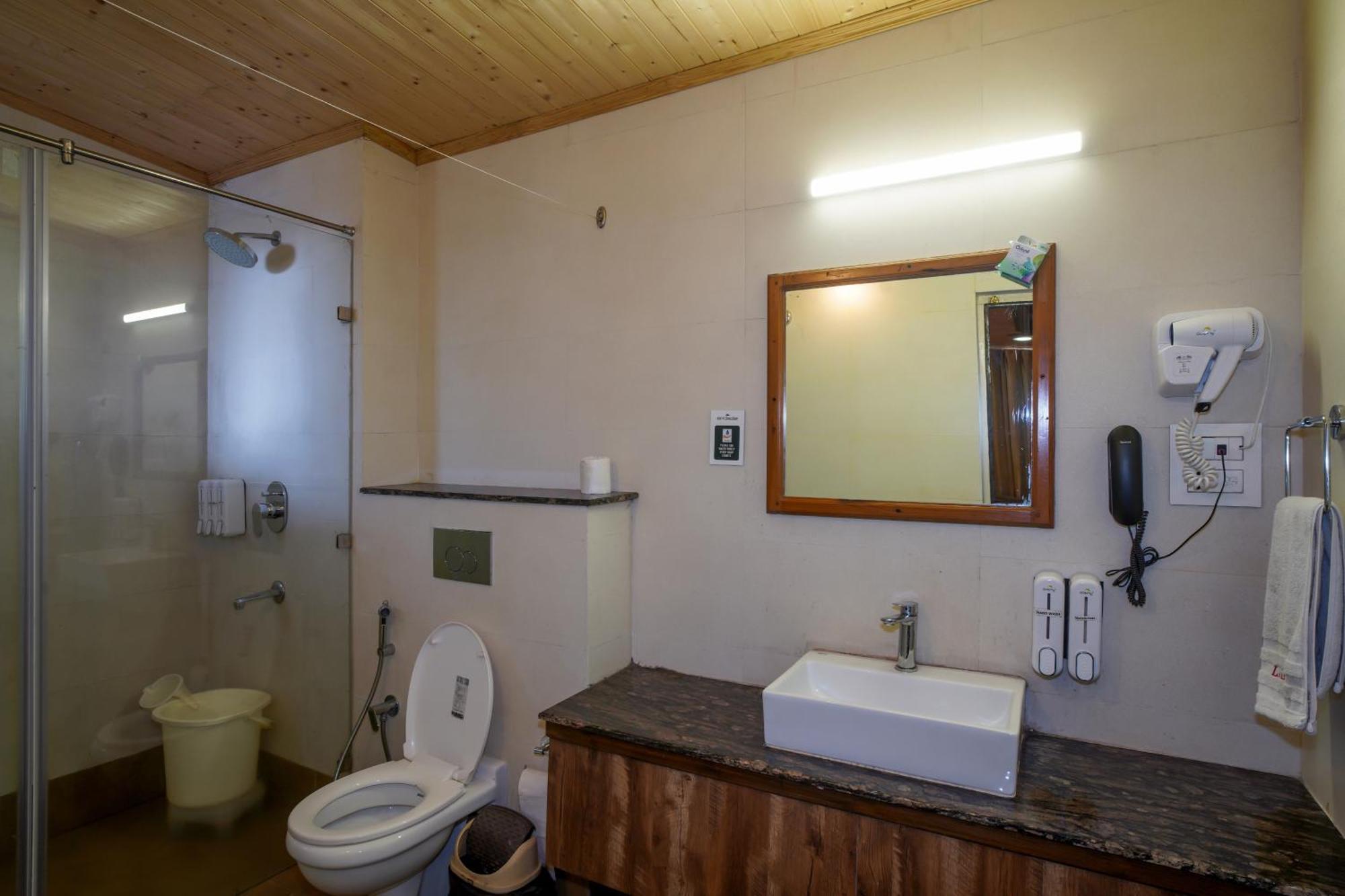Vilasa Lall Ji Resort Dalhousie Zewnętrze zdjęcie