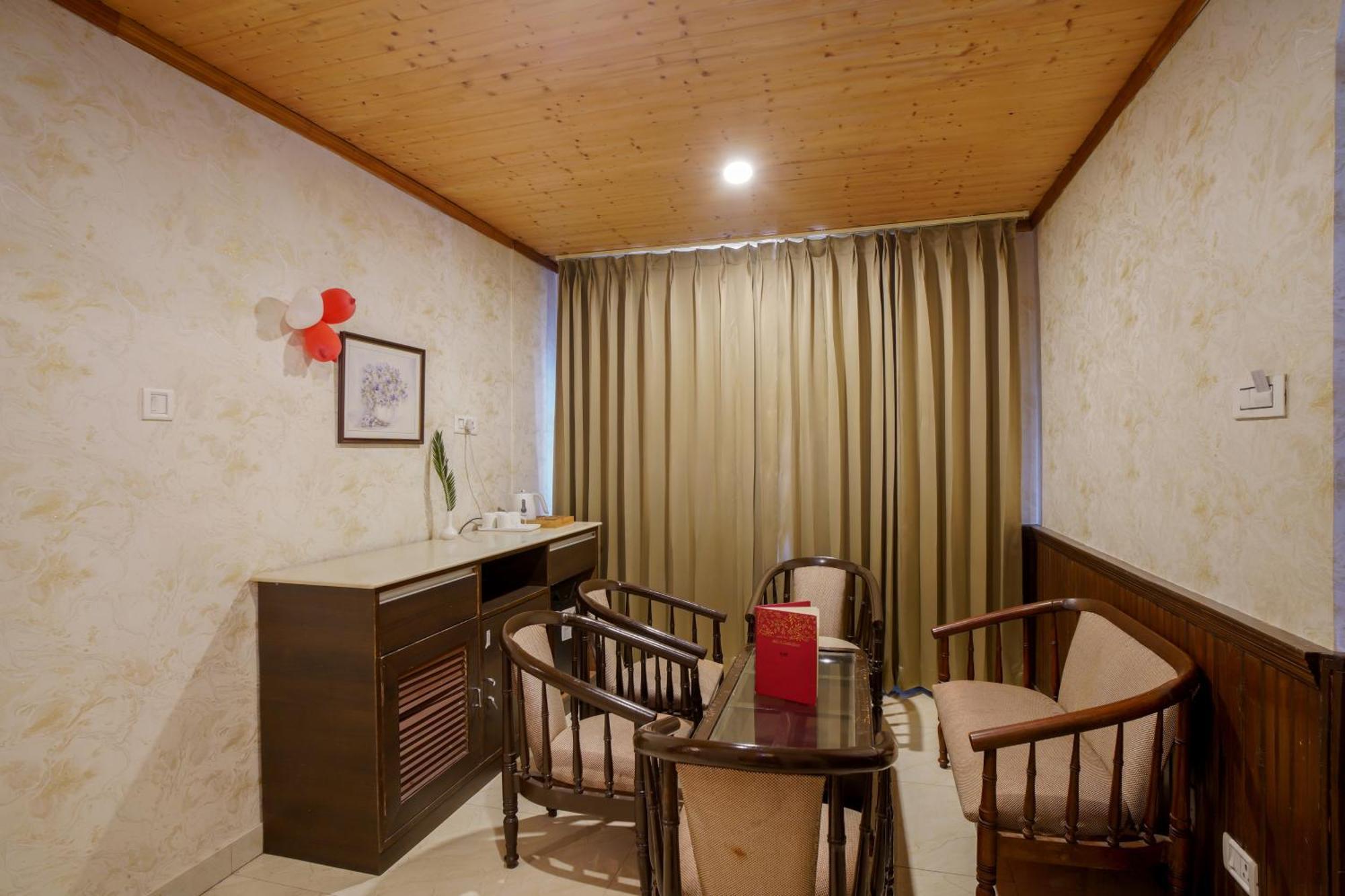 Vilasa Lall Ji Resort Dalhousie Zewnętrze zdjęcie