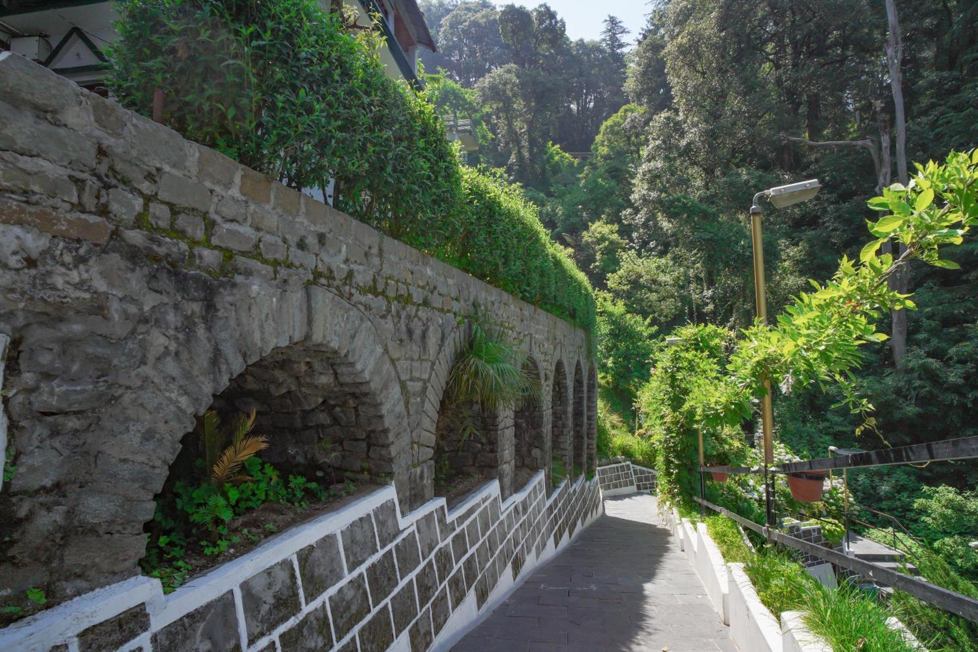 Vilasa Lall Ji Resort Dalhousie Zewnętrze zdjęcie